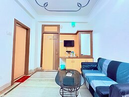 Binapani Hotel & Restaurant Tarapith