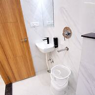 Hotel Abhivadya Ganges Varanasi Near Kashi Vishwanath Temple and Ghats