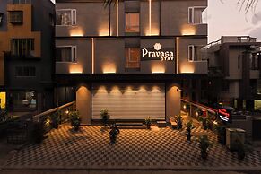 Pravasa Stay, Bapat Square