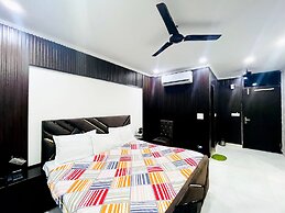 Roomshala Hotel Tom & Jerry