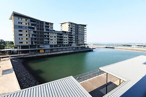 Zen Golden Bay Harbour View Pool Balcony