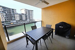 Zen Golden Bay Harbour View Pool Balcony