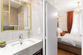 Merveil Luxury Suite - Tour Eiffel Laos