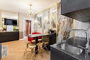 Merveil Luxury Suite - Tour Eiffel Laos