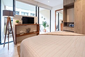 Syrena Living Condos