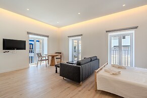 Downtown Studio Apartment F