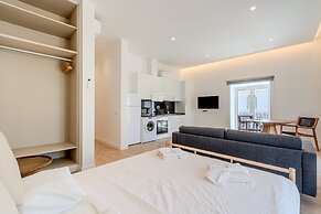 Downtown Studio Apartment F