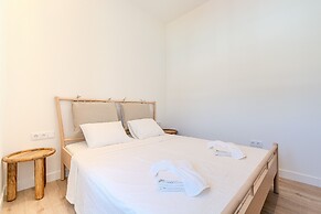 Downtown Studio Apartment G