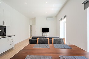 Downtown 1 Bedroom Apartment E