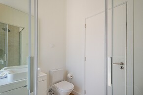 Downtown 1 Bedroom Apartment E