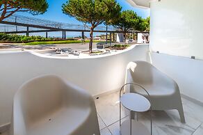 Baleeira Sea View Studio