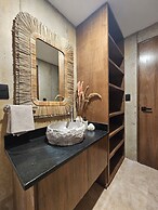 Valdrada Condos by Bunik