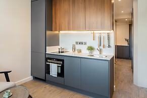 StayCozy Studio Apartments in Croydon
