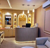 Meet Holiday International Hotel