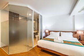 Meet Holiday International Hotel