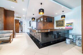 Meet Holiday International Hotel