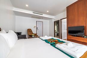 Meet Holiday International Hotel