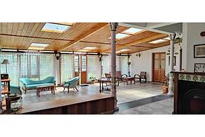 Brooklyn Villa