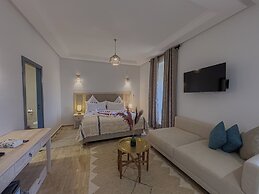 Riad Tonaroz Gold