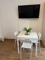 Affordable 2BR Apt 10 Min to Westbahnhof