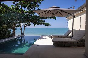Zaya Beach Club & Resort
