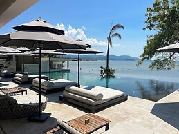 Zaya Beach Club & Resort
