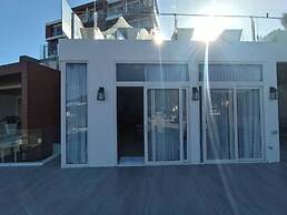 Q Conzept 2bdr 2bthr 300m From the sea