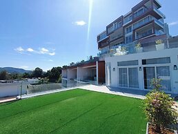 Q Conzept 2bdr 2bthr 300m From the sea