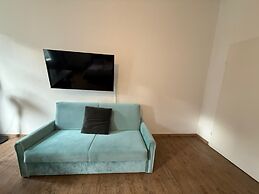 Affordable 2BR Apt Superb Location