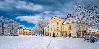 Pałac Łomnica