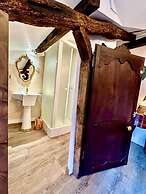 Le Colombier De Cyrano Et Roxane