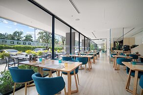 Beachfront 1501 2BR at Wyndham Naithon Phuket