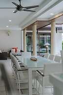 Luxury 3BR Villa 5 Private Pool, Gym & Jacuzzi
