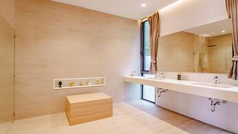 Aileen 3BR Naiton , New Private Pool Villa