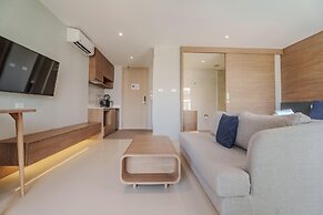 Wyndham Gardens 1320 Studio, 1m From Naithon Beach