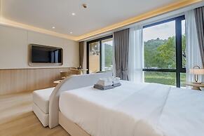 Wyndham Gardens Elegant Studio, Forrest View 2228