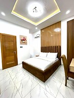 Serviced Apartment