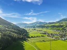 Mittersill Apartment Close to ski Lifts