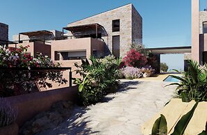 Volta Seaside Boutique Hotel