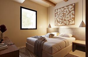 Volta Seaside Boutique Hotel