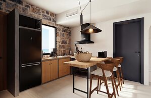 Volta Seaside Boutique Hotel