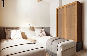 Volta Seaside Boutique Hotel