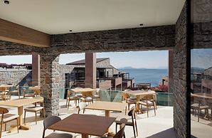 Volta Seaside Boutique Hotel