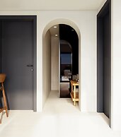 Volta Seaside Boutique Hotel