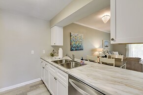 2 Mi to Ocean! Poolside Escape in Miramar Beach