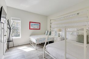 2 Mi to Ocean! Poolside Escape in Miramar Beach