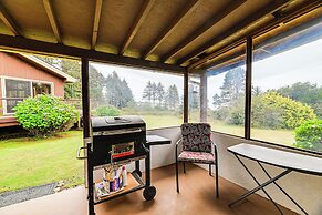 Fish & Hike: Quiet Smith River Cabin Near Ocean!
