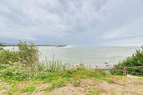 Fish & Hike: Quiet Smith River Cabin Near Ocean!