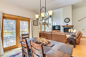 Mtn-view Cabin w/ Private Hot Tub in Georgetown!
