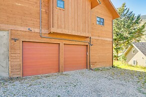 Mtn-view Cabin w/ Private Hot Tub in Georgetown!